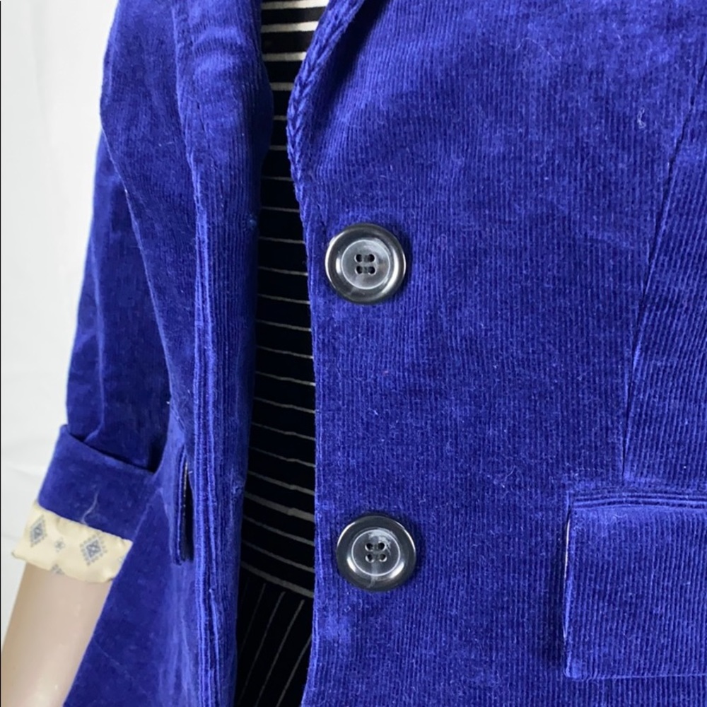 Blazer - Picture 2 of 4